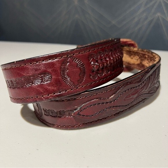 Mexican tooled leather belt - Picture 2 of 13